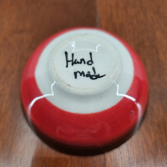 Handmade Ceramic‎ Folk Art Decorative Dipping or Trinkit Bowl Red Black Floral - Picture 3 of 5